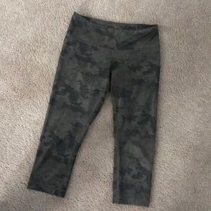 Lululemon athletica camo crop leggings